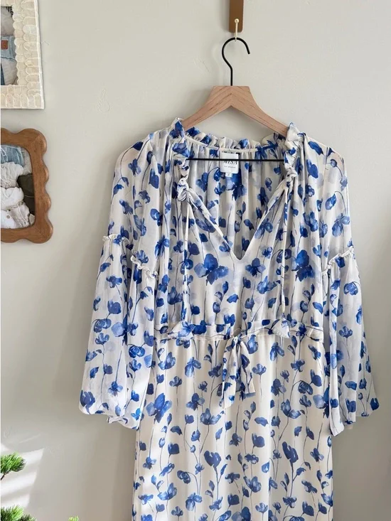 Misa Delyla Floral Print Midi Dress - Picture 3 of 4